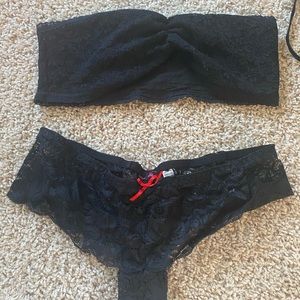 Bandeau top and lace panties